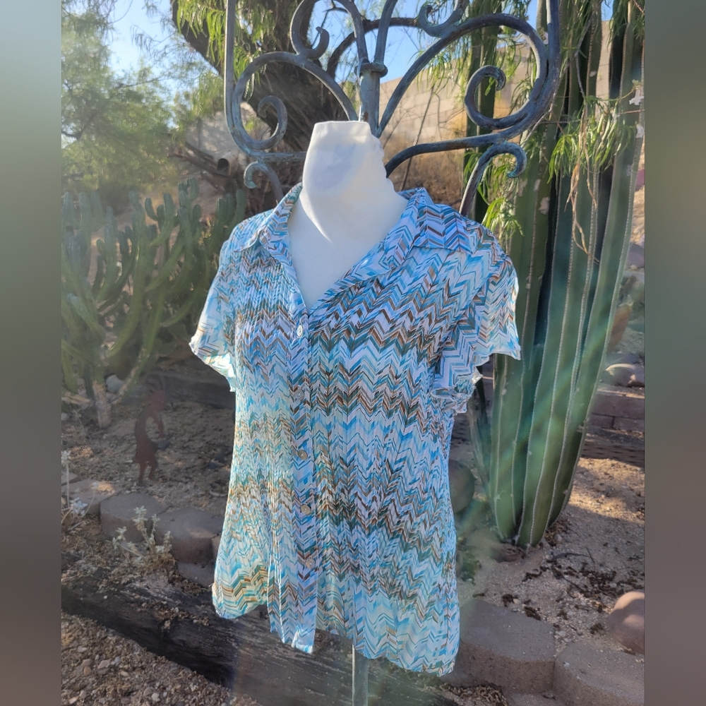 Chevron Patterned Blue Lightweight Blouse - image 1